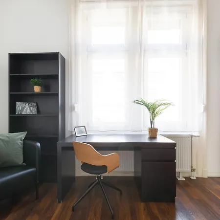 Red Dot 2 In One Apartment *